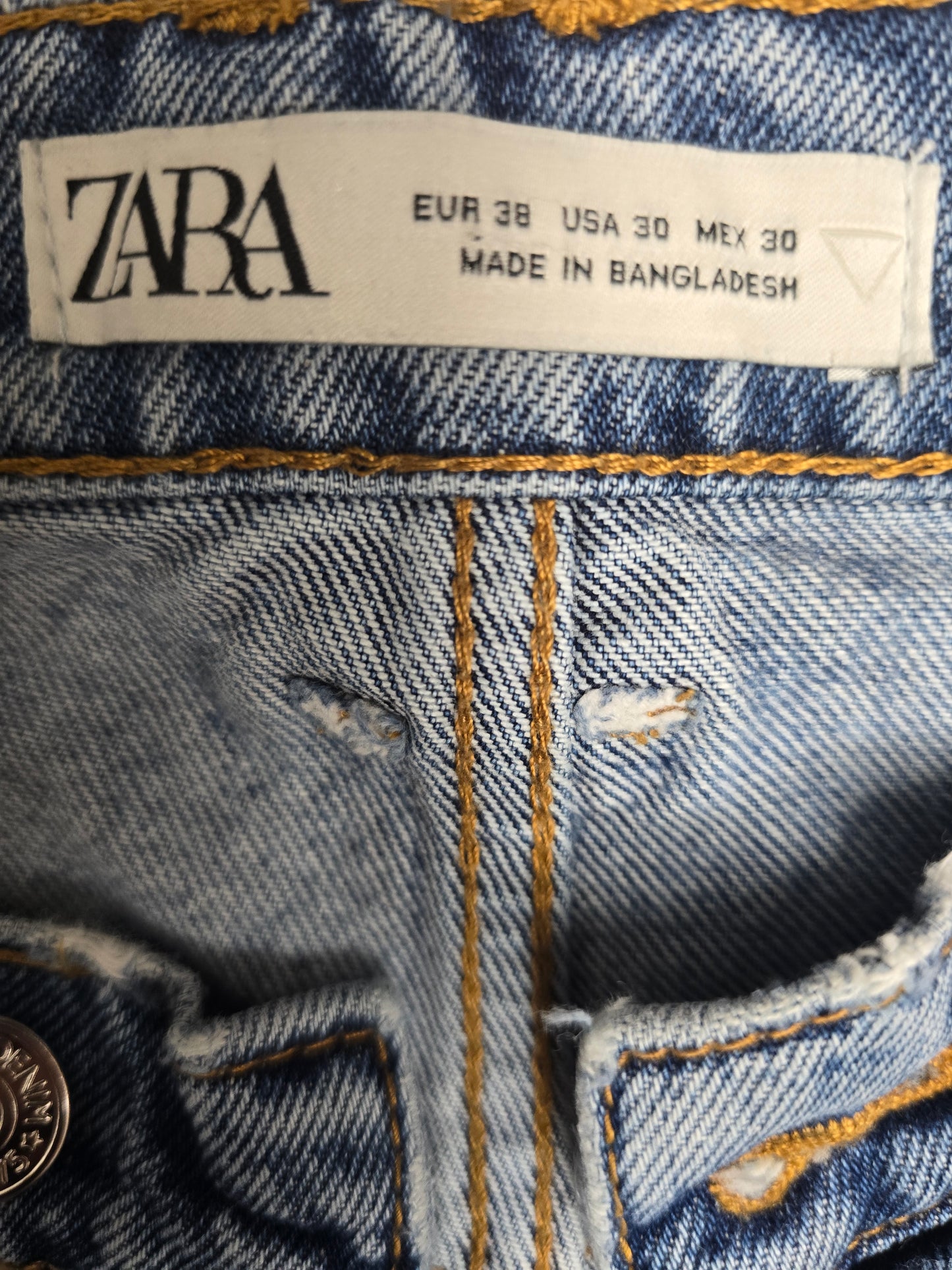 Zara Classic Straight Leg Jeans