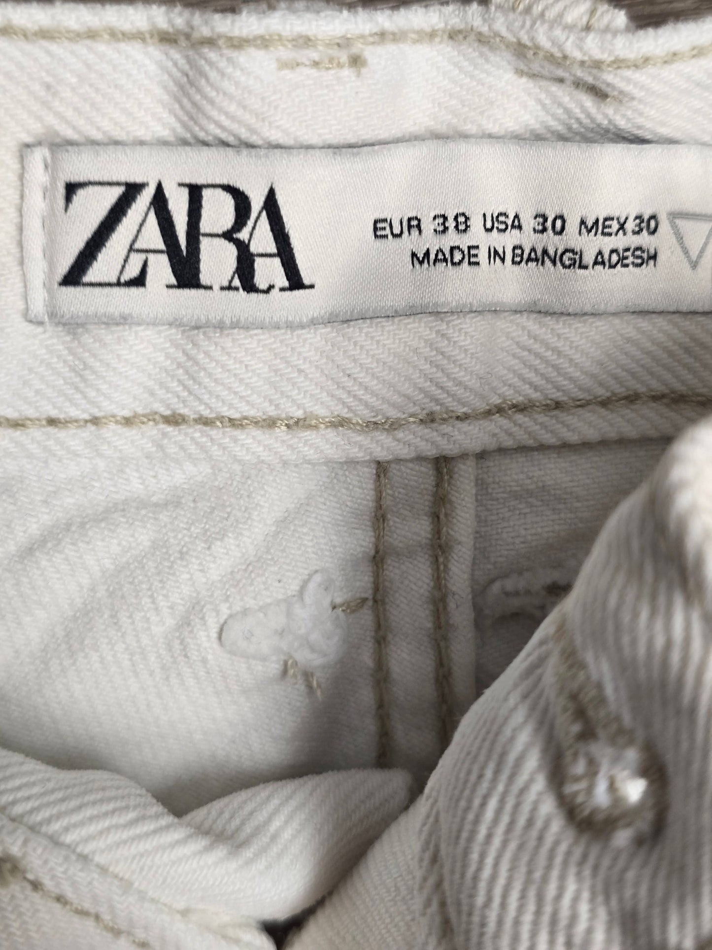 Zara White Straight-Leg Denim Jeans