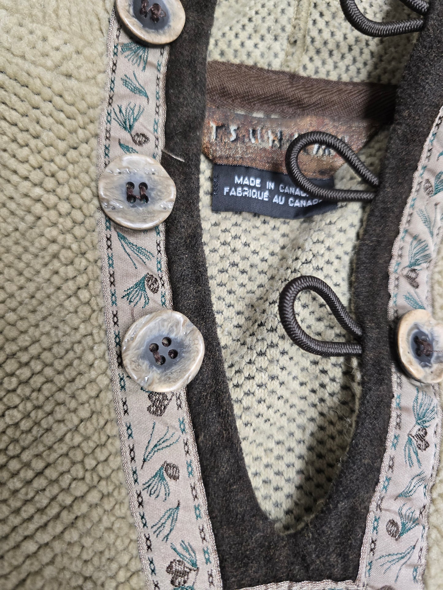 Tsunami Buttoned Hooded Pullover